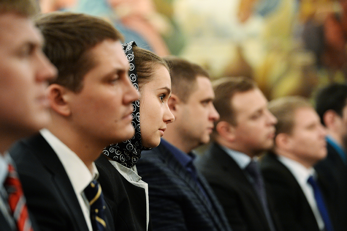Встреча Святейшего Патриарха Кирилла с представителями Молодежной общественной палаты и Палаты молодых законодателей при Совете Федерации