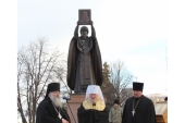 В день памяти святителя Казанского Гурия в Чебоксарах открыт памятник просветителю Чувашии