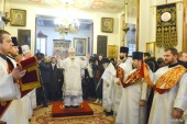 В праздник Собора Пресвятой Богородицы митрополит Минский и Заславский Павел совершил Литургию в храме благоверного князя Александра Невского в Минске