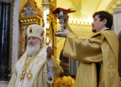 În Duminica înainte de Arătarea Domnului Sanctitatea Sa Patriarhul Chiril a oficiat Dumnezeiasca liturghie la catedrala „Hristos Mântuitorul”