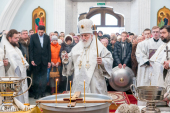 В праздник Святого Богоявления Патриарший экзарх всея Беларуси совершил Литургию и великое освящение воды в Свято-Духовом кафедральном соборе Минска