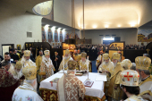 Зібрання Предстоятелів Помісних Православних Церков у Шамбезі. Третій день роботи. Божественна літургія
