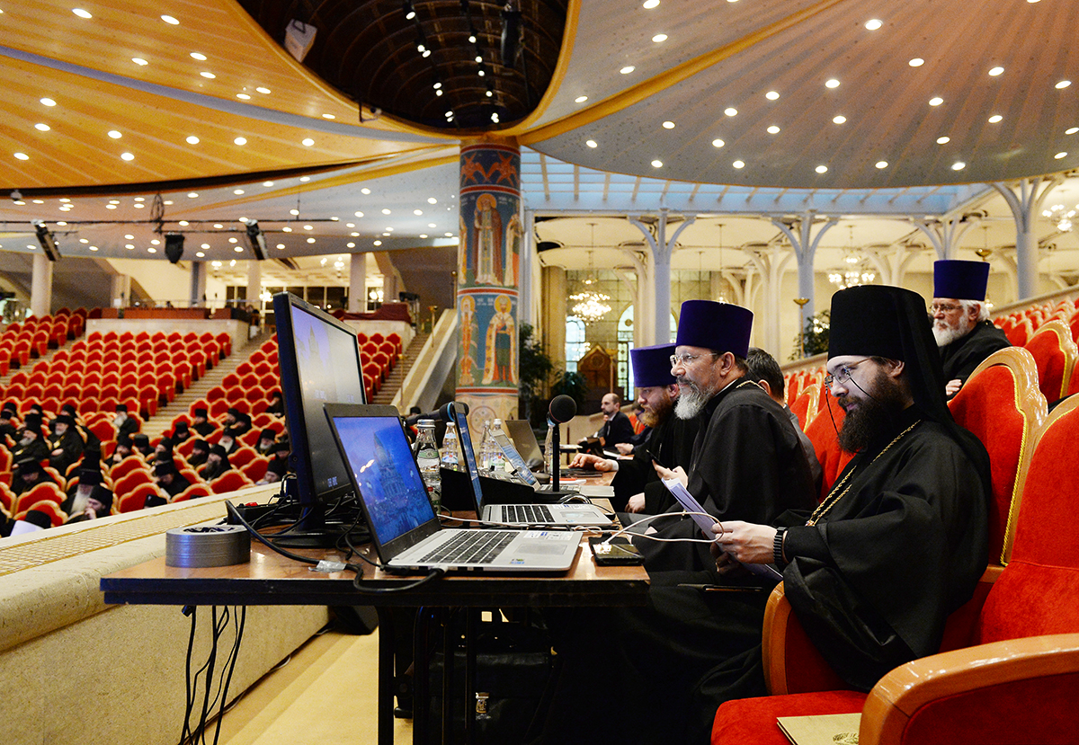 Перший день роботи Архієрейського Собору Руської Православної Церкви (2 лютого 2016 року)
