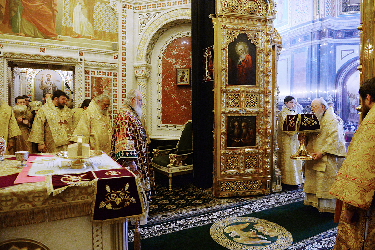 Патріарше служіння в Неділю Торжества Православ'я в Храмі Христа Спасителя м. Москви