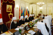 Sfântul Sinod a menționat caracterul istoric al întâlnirii de la Havana a Sanctității Sale Patriarhul Chiril cu Papa de la Roma Francisc și a aprobat Declarația comună semnată în rezultatul întâlnirii