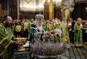 În ajunul sărbătorii Intrării Domnului în Ierusalim Sanctitatea Sa Patriarhul Chiril a oficiat privegherea la catedrala „Hristos Mântuitorul”