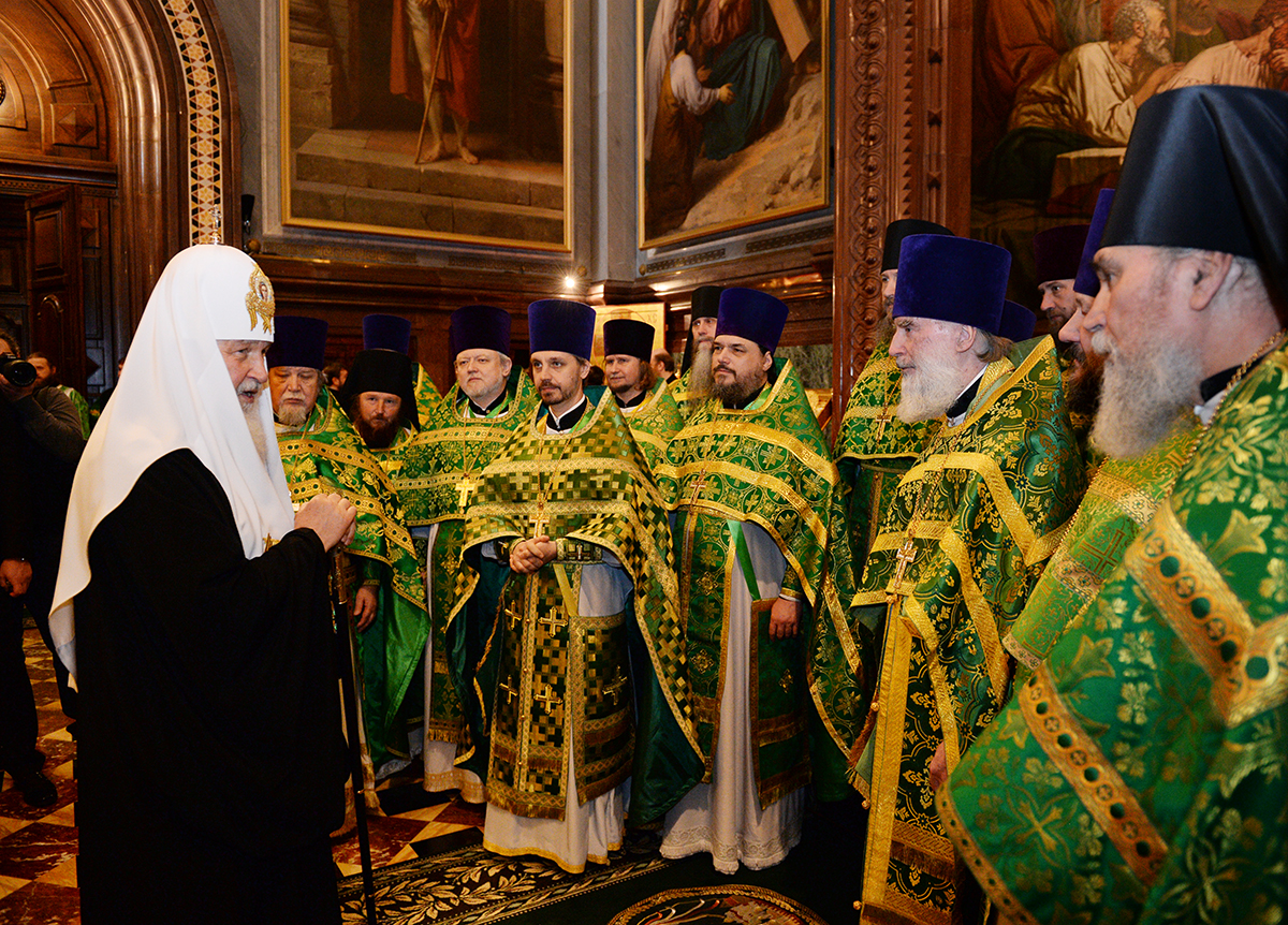 Slujirea Patriarhului de sărbătoarea Intrării Domnului în Ierusalim la catedrala „Hristos Mântuitorul”, or. Moscova. Hirotonia arhimandritului Ioan (Rudenko) în treapta de episcop de Vorkuta și Usinsk