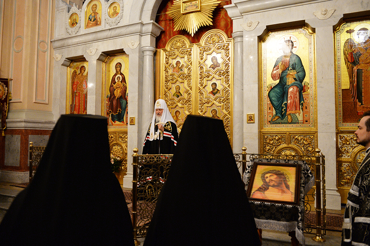 Патриаршее служение в канун Великой Среды в Иоанно-Предтеченском ставропигиальном монастыре