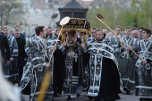 Sanctitatea Sa Patriarhul Chiril a oficiat utrenia Sâmbetei Mari cu rânduiala înmormântării la catedrala „Hristos Mântuitorul”
