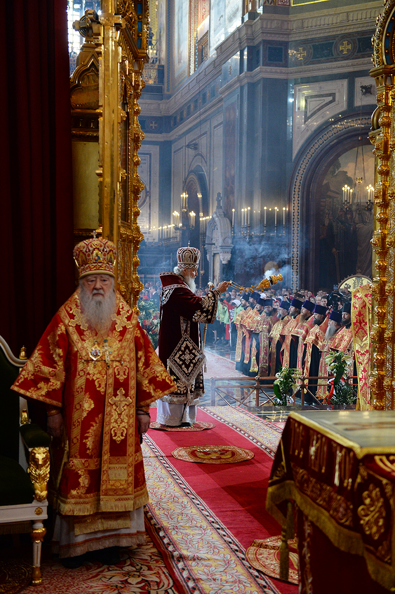 Marea vecernie Pascală la catedrala „Hristos Mântuitorul”, or. Moscova