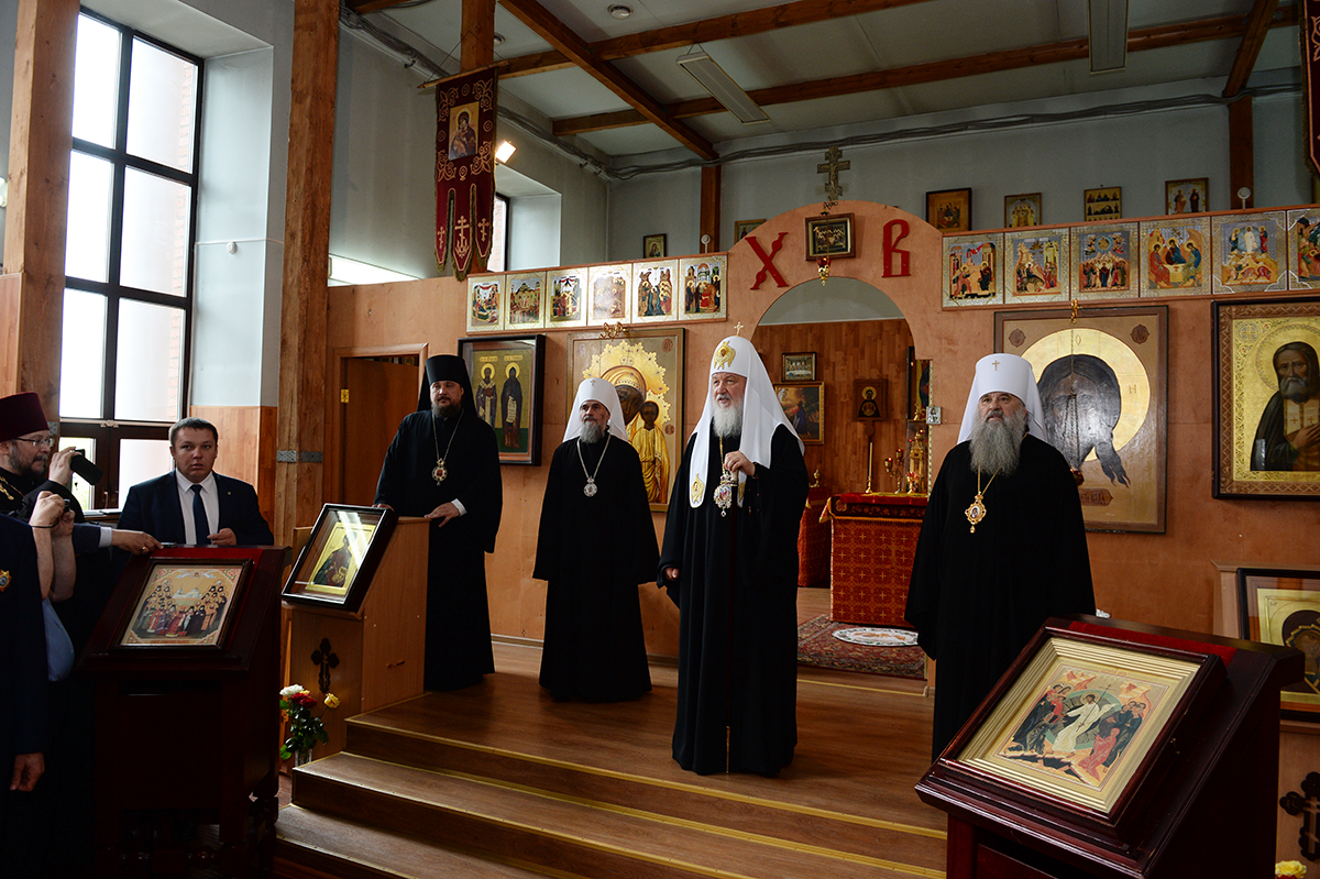 Посещение Святейшим Патриархом Кириллом Воскресенского собора в Уфе