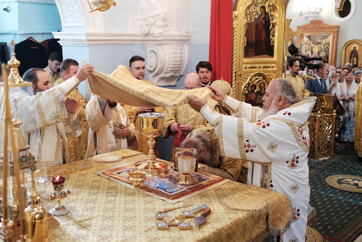 Патриаршее служение в праздник Собора Архангела Гавриила на Антиохийском подворье в Москве