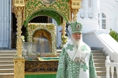 Întâistătătorul Bisericii Ruse a săvârșit Liturghia la mănăstirea din Diveevo și a condus hirotonia arhimandritului Evghenii (Kulberg) în treapta de episcop de Sredneuralsk