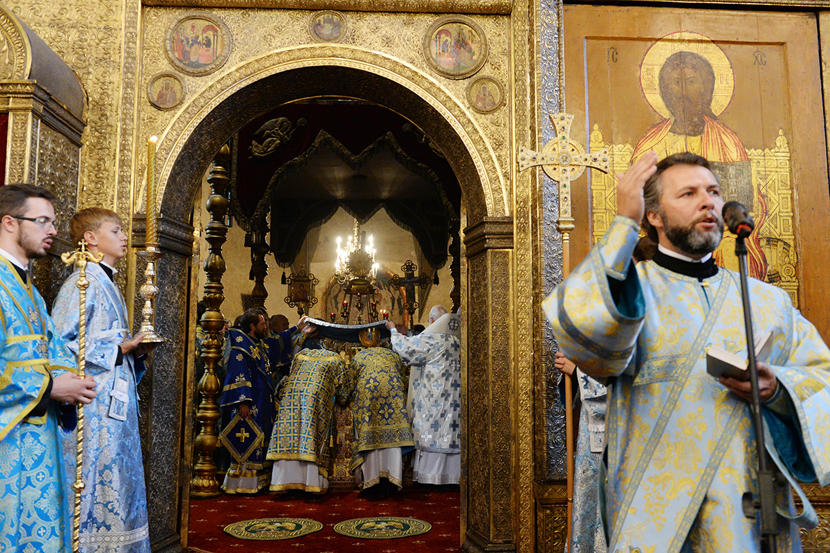 Служіння Предстоятелів Руської Православної Церкви та Православної Церкви Чеських земель і Словаччини в день свята Успіння Пресвятої Богородиці