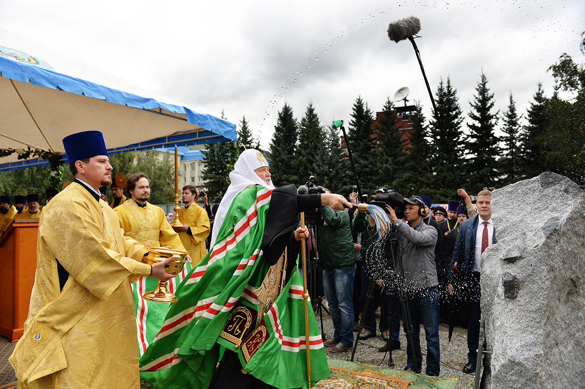 Патриарший визит в Горноалтайскую епархию. Закладка Спасского собора в Горно-Алтайске
