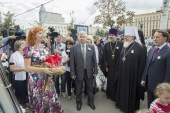 В Воронеже проходит благотворительная акция в поддержку онкобольных детей «Белый цветок»