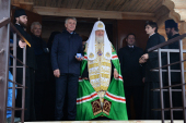 Întâistătătorul Bisericii Ruse a sfințit biserica „Sfânta Treime” în localitatea Sabetta din Yamal și a vizitat uzina „Yamal SPG” și portul maritim