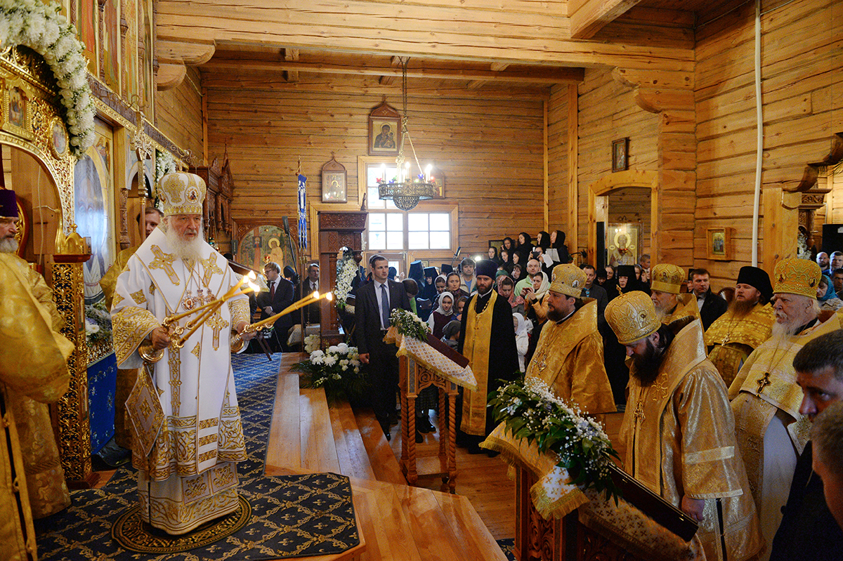 Патриаршее служение на подворье Зачатьевского ставропигиального монастыря в подмосковной Барвихе