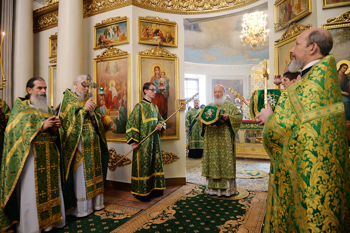 Slujirea Patriarhului de ziua pomenirii cuviosului Siluan Athonitul la mănăstirea stavropighială „Sfântul Daniel”