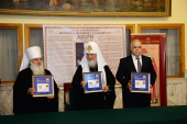Sanctitatea Sa Patriarhul Chiril a condus în Lavra „Sfânta Treime” a cuviosului Serghie solemnitățile dedicate aniversării a 200 de ani din ziua nașterii mitropolitului Macarie (Bulgakov)