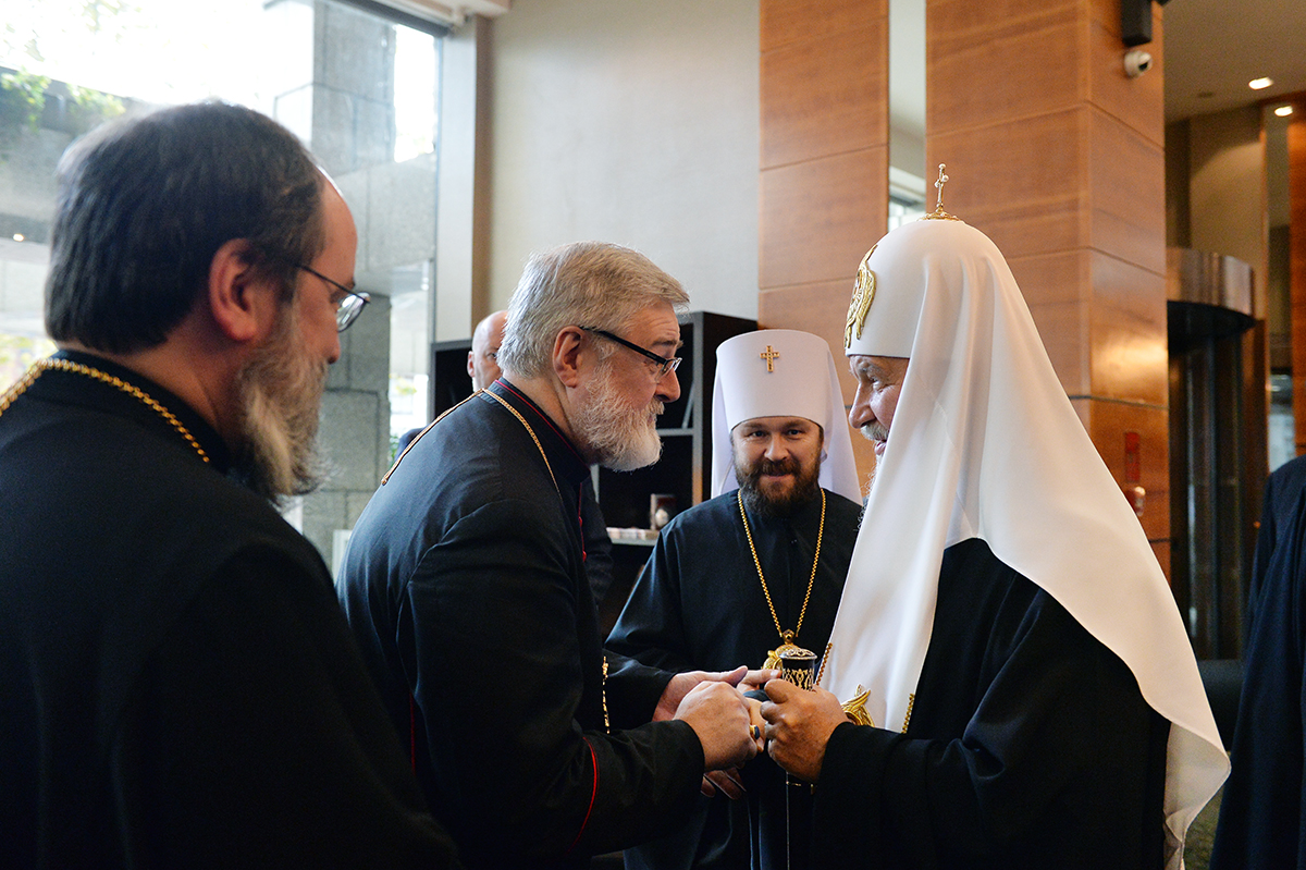 Візит Святішого Патріарха Кирила до Великобританії. Прибуття до Лондона