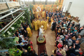 Vizita Sanctității Sale Patriarhul Chiril în Marea Britanie. Slujba dumnezeiască în locașul „Adormirea Maicii Domnului” din Londra al Bisericii Ortodoxe Ruse din Străinătate