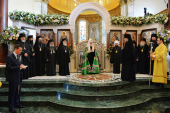 Sanctitatea Sa Patriarhul Chiril a săvârșit rânduiala sfințirii catedralei „Adormirea Maicii Domnului” a Eparhiei de Suroj după reconstrucție