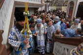 Întâistătătorul Bisericii Ortodoxe din Ucraina a condus solemnitățile cu prilejul sărbătorii hramului la mănăstirea „Intrarea în biserică a Maicii Domnului” din Cernăuți