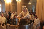 В праздник Крещения Господня Патриарший наместник Московской епархии совершил Божественную литургию в Успенском храме Новодевичьего монастыря