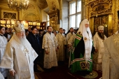 Panihida pentru Patriarhul Serghii (Stragorodskii) la caderala episcopală „Arătarea Domnului” din Elohovo, or. Moscova