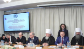 Problemele de perfecționare a legislației cu privire la organizațiile religioase au fost discutate în Duma de Stat în cadrul ediției a V-a a Întâlnirilor Parlamentare de Crăciun