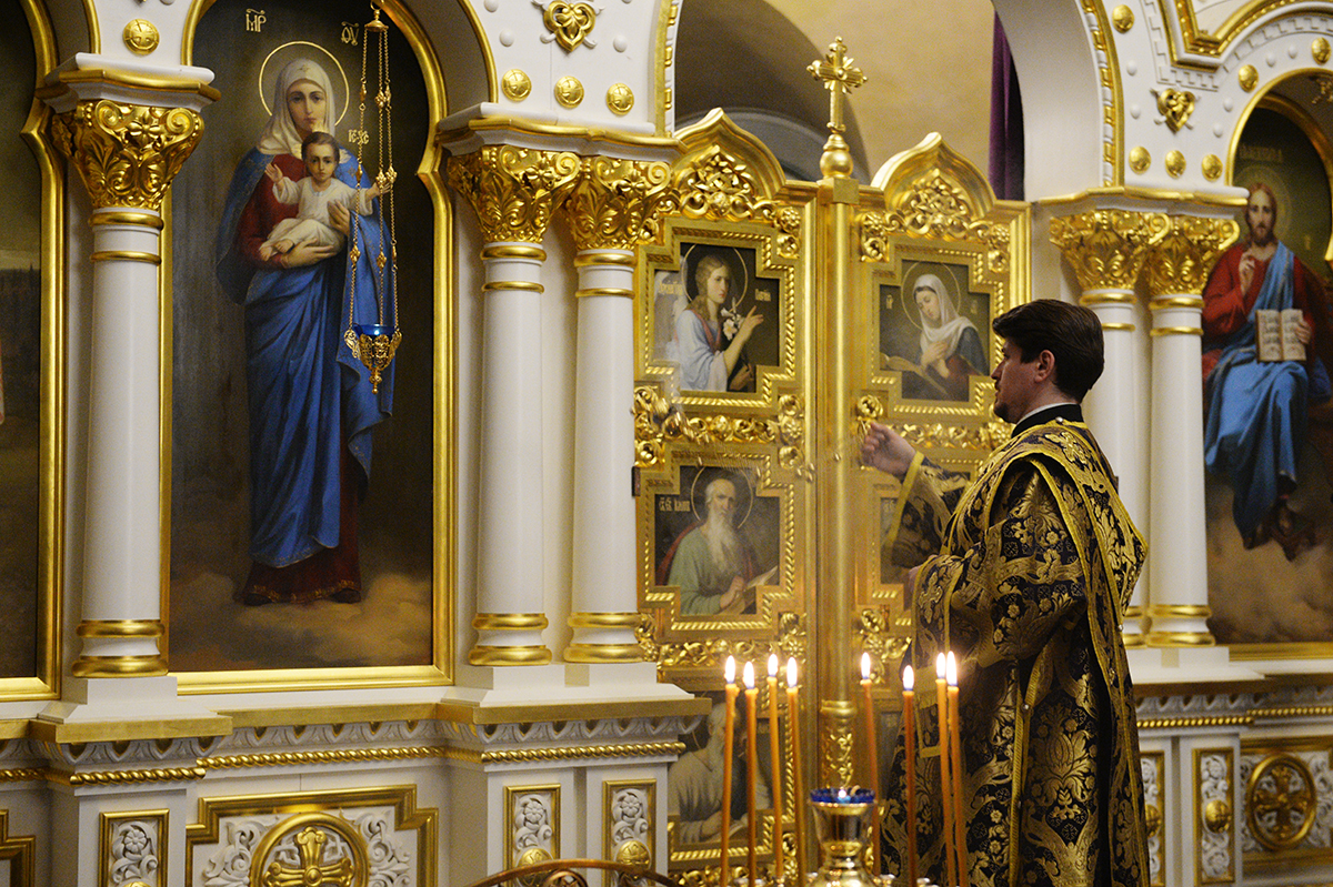 Slujirea Patriarhului în ziua de Vineri a Primei Săptămâni din Postul Mare la mănăstirea stavropighială „Nașterea Preasfintei Născătoare de Dumnezeu”