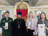 Președintele Departamentului Sinodal pentru interacțiunea cu Forțele Armate a înmânat distincții bisericești colaboratorilor Ministerului apărării al Federației Ruse