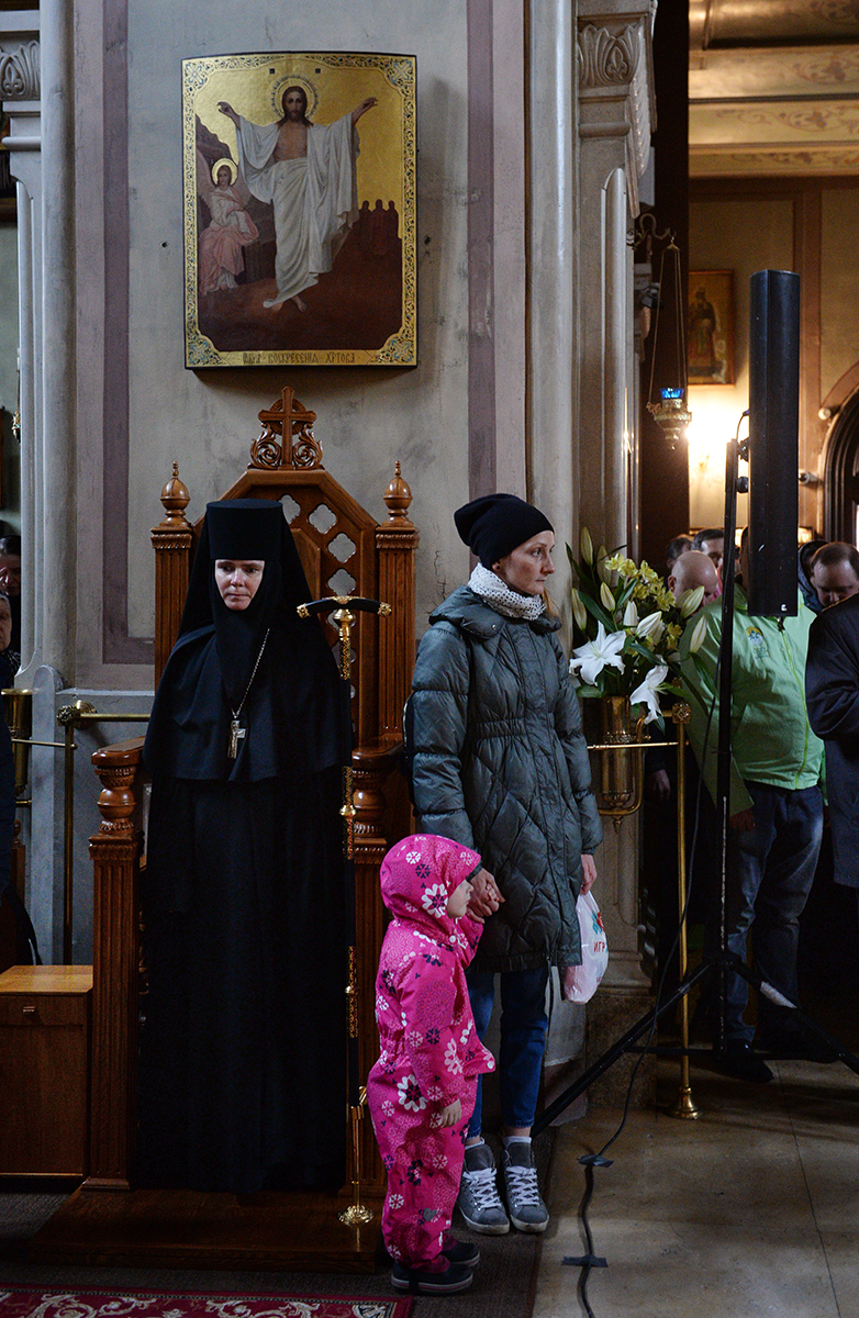 Патриаршее служение в канун Великого Вторника в Алексеевском монастыре г. Москвы