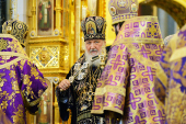 В Великий Четверток Святейший Патриарх Кирилл совершил Литургию и чин освящения мира в Храме Христа Спасителя в Москве