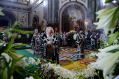 În Vinerea Mare Sanctitatea Sa Patriarul Chiril a a săvârșit Vecernia cu scoaterea Epitafului Mântuitorului în catedrala „Hristos Mântuitorul”