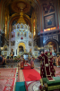 Пасхальная великая вечерня в Храме Христа Спасителя в Москве