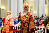 Предстоятель Руської Церкви звершив Літургію в Олександро-Невській лаврі