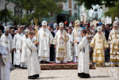 Peste 70 de arhierei ai Bisericii Ortodoxe din Ucraina au luat parte la solemnitățile din Kiev dedicate aniversării a 25 de ani a Soborului de la Harkov