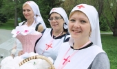 В Челябинске прошла благотворительная акция «Белый цветок»
