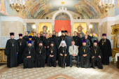 Exarhul Patriarhal al întregii Belarus a condus solemnitățile unificate de absolvire a magistraturii la Academia de teologie din Minsk și la Institutul de teologie al Universității de stat din Belarus