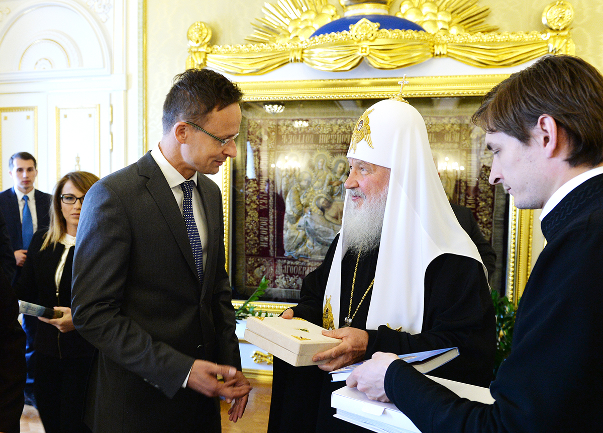 Встреча Святейшего Патриарха Кирилла с министром внешнеэкономических связей и иностранных дел Венгрии П. Сийярто