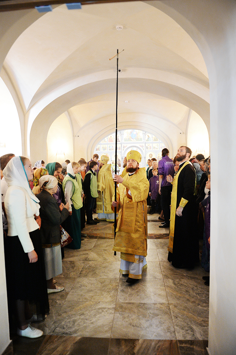 Патриаршее служение в храме Живоначальной Троицы в поселении Троицк г. Москвы