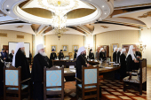 Святейший Патриарх Кирилл возглавил заседание Высшего Церковного Совета