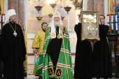 Святіший Патріарх Кирил звершив Літургію в Нікольському Морському соборі в Кронштадті