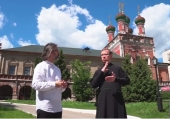 Centrul pentru lucrul cu oamenii surzi pe lângă una din parohiile moscovite crează ghiduri video despre mănăstirile din capitala rusă