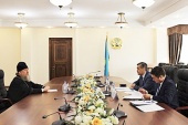 Mitropolitul de Astana Alexandr s-a întâlnit cu ministrul pentru problemele religiilor și societății civile al Kazahstanului