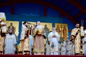 Sanctitatea Sa Patriarhul Chiril a luat parte la slujba dumnezească praznicală din București dedicată pomenirii mucenicilor care au suferit în anii de prigoană