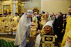 Slujirea Patriarhului de ziua aniversării a 100 de ani de la alegerea în tronul Patriarhal a Sfântului Ierarh Tihon la mănăstirea stavropighială cu hramul în cinstea Icoanei Maicii Domnului numită „Donskaya”. Hirotonia arhimandritului Feofan (Dancenkov) în treapta de episcop de Voljsk și Sernur