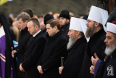Întâistătătorul Bisericii Ortodoxe din Ucraina a luat parte la ceremonia de stat în memoria victimelor foametei în masă